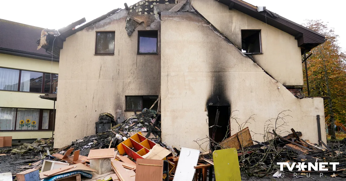 FOTO ⟩ Postošais ugunsgrēks Saulkrastu novada bērnudārzā "Bitīte"