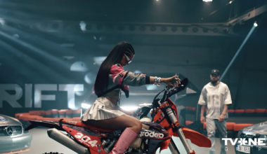 Rassell un Sabīne Berezina radījuši jaunu video dziesmai ''Jau naktī''