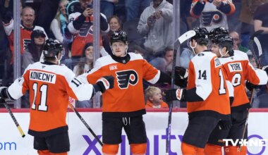 "Flyers" bez Ābola sastāvā izcīna uzvaru NHL mačā