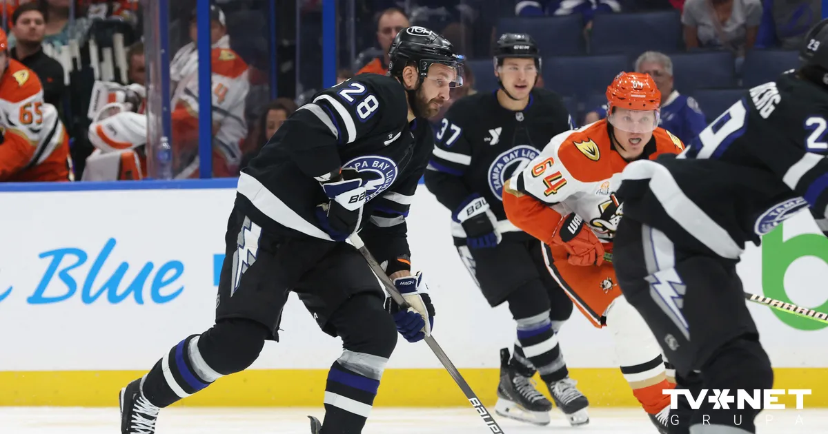 Girgensons aizvada šosezon pirmo spēli; uzvaru svin arī Balinskis