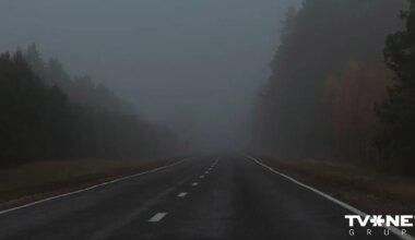 Cēsu novadā vadītājs uzbrauc guļošam vīrietim; viņš gājis bojā