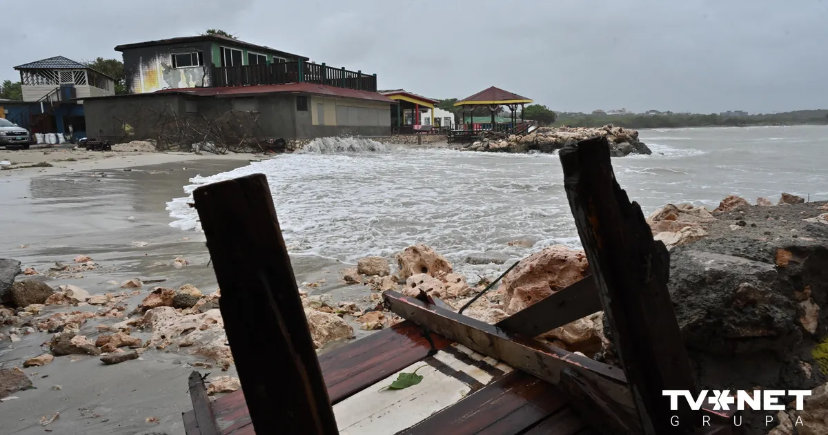 Jamaikai tuvojas viesuļvētra "Melisa" - TVNET