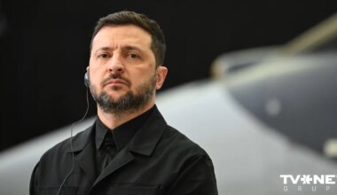 Noris sarunas par lidmašīnu piegādēm ar Zviedriju, ASV un Franciju