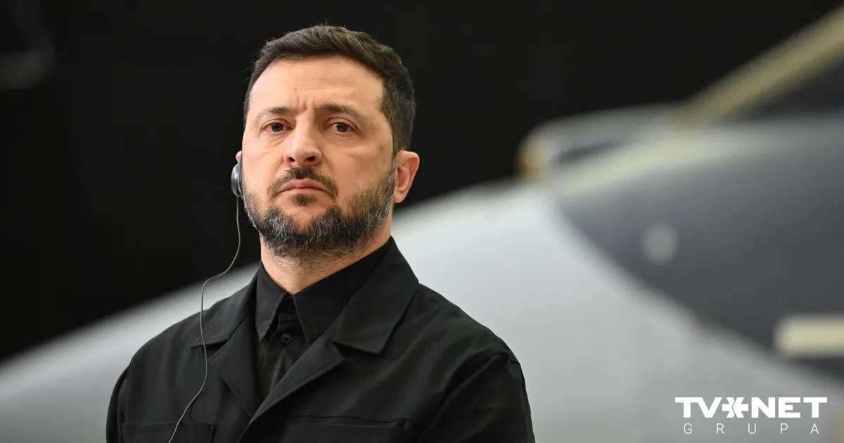 Noris sarunas par lidmašīnu piegādēm ar Zviedriju, ASV un Franciju