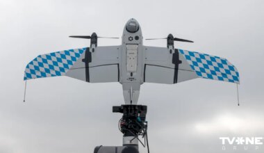 Netālu no Igaunijas armijas bāzes notriekts nezināms drons