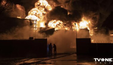 Ukraiņu dronu triecienos aizdegušās Krievijas naftas pārstrādes un ķīmijas rūpnīcas