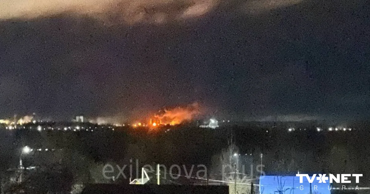 Ukraiņu droni uzbrukuši Maskavai, kā arī Krievijas naftas pārstrādes un ķīmijas uzņēmumiem