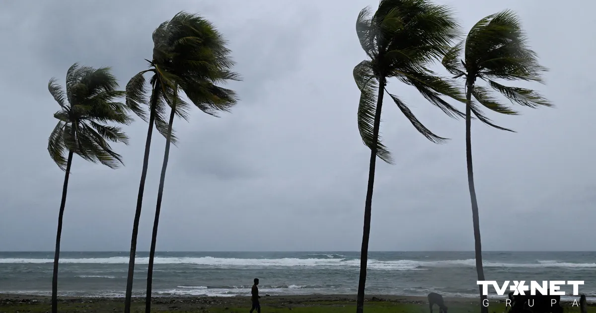 Kubu sasniegusi "Melisa" – spēcīgākā vētra, kāda skārusi tās teritoriju