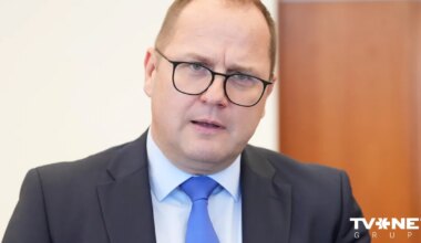 Valkas pašvaldībai jāsamazina pārvaldes izdevumi, paziņo ministrs