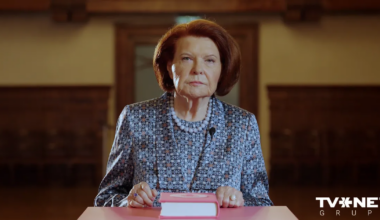 Krūšu veselības kampaņas noslēgumā Vaira Vīķe-Freiberga aicina sievietes nebaidīties no krūšu pārbaudēm