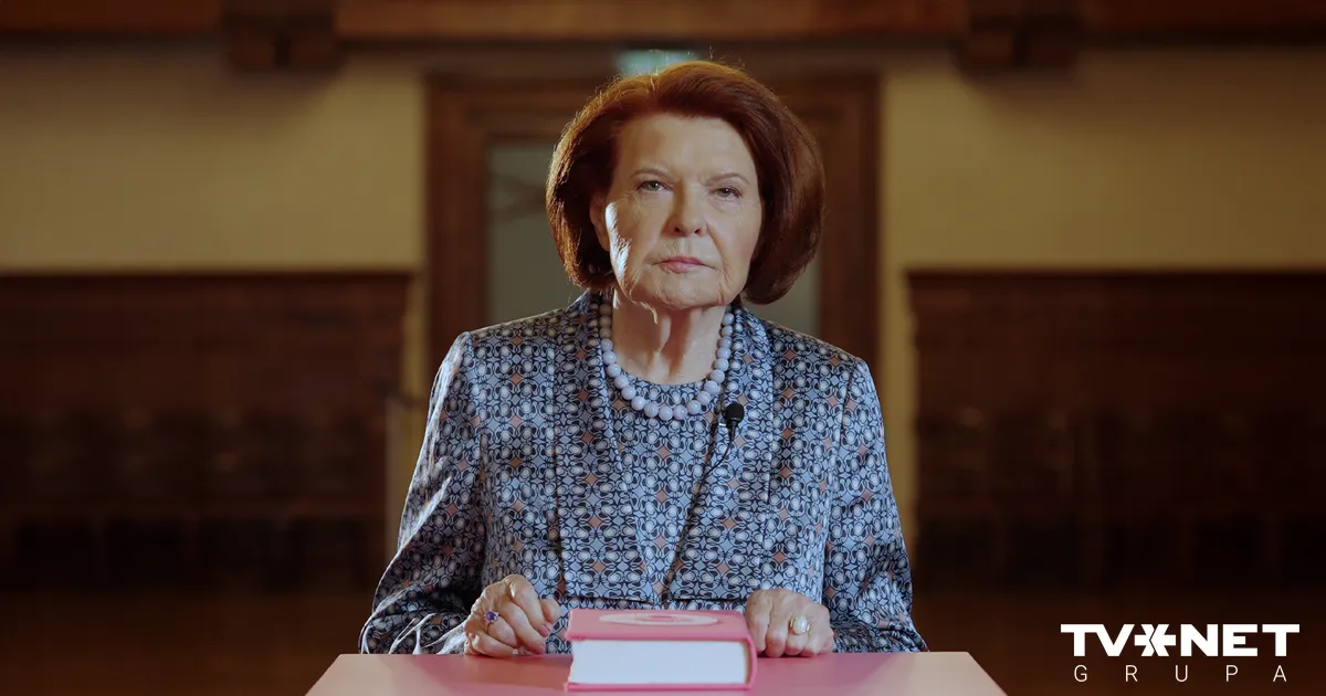 Krūšu veselības kampaņas noslēgumā Vaira Vīķe-Freiberga aicina sievietes nebaidīties no krūšu pārbaudēm