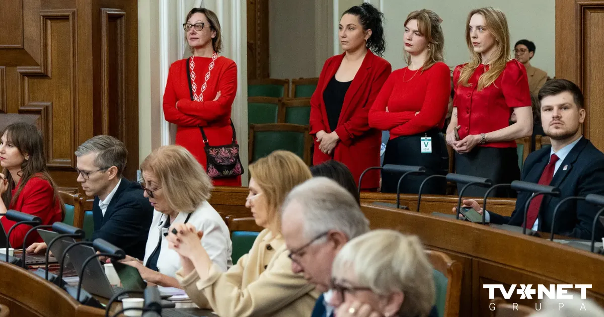 FOTO ⟩ Saeimā kaismīgas diskusijas par izstāšanos no Stambulas konvencijas
