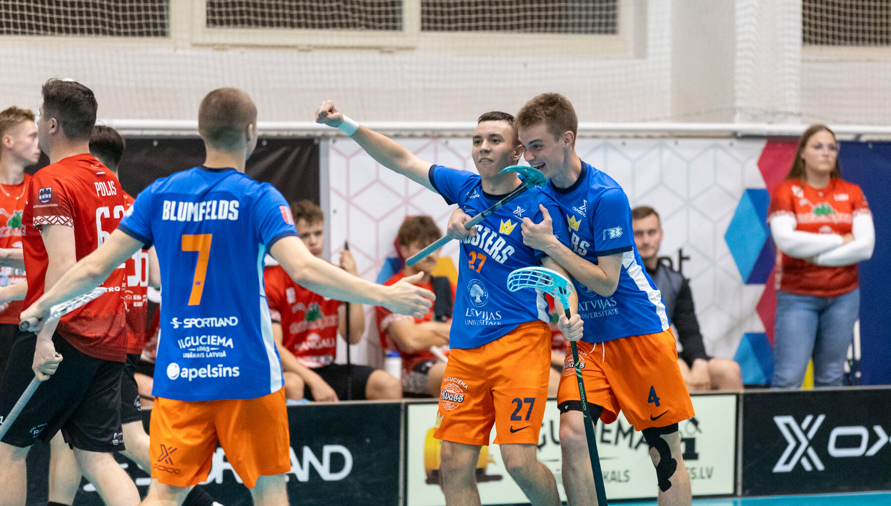 Latvijas Florbola savienība » LV » 2025/2026 » Jaunumi » Līderu duelī ulbrocieši Kocēnos pārspēj "Rubeni"