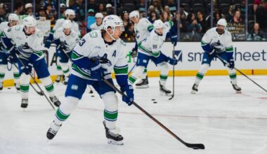 Bļugera pārstāvētā "Canucks" NHL pārbaudes mačā izcīna uzvaru papildlaikā