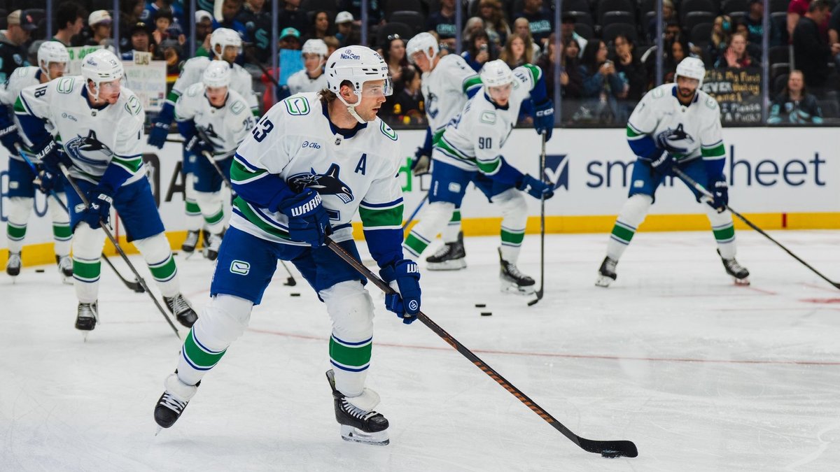Bļugera pārstāvētā "Canucks" NHL pārbaudes mačā izcīna uzvaru papildlaikā