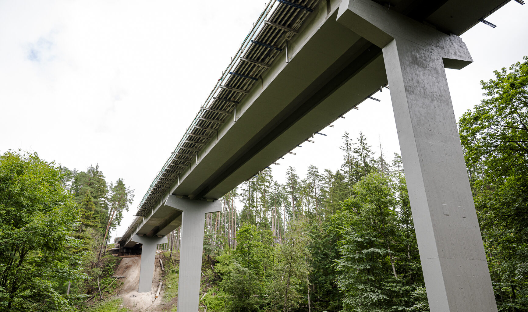 No 15. oktobra atvērs satiksmi uz Lorupes viadukta un jaunajā rotācijas aplī