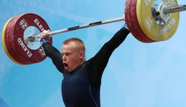 Suharevs ar jaunu Latvijas rekordu izcīna 11. vietu, triumfē indonēzietis – Spēka sports – Sportacentrs.com