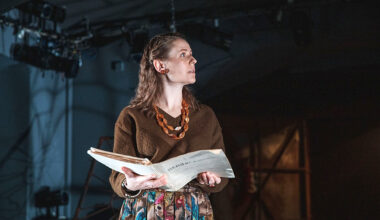 Pretspēku dubultportrets. Nacionālā teātra izrādes "Ko var cilvēks" recenzija