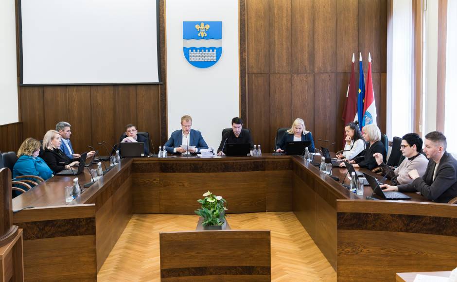 Daugavpils pašvaldība veic strukturālās reformas, nodrošinot administratīvo procesu centralizāciju un maksimālu izdevumu efektivitāti