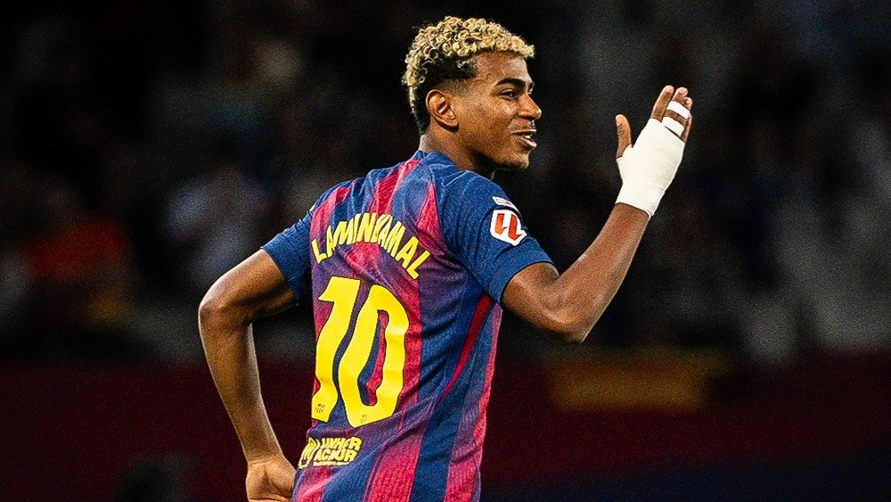 Barsas spīdeklim Jamalam diskomforts kaunuma zonā, izlaidīs vairākas nedēļas – Futbols – Sportacentrs.com