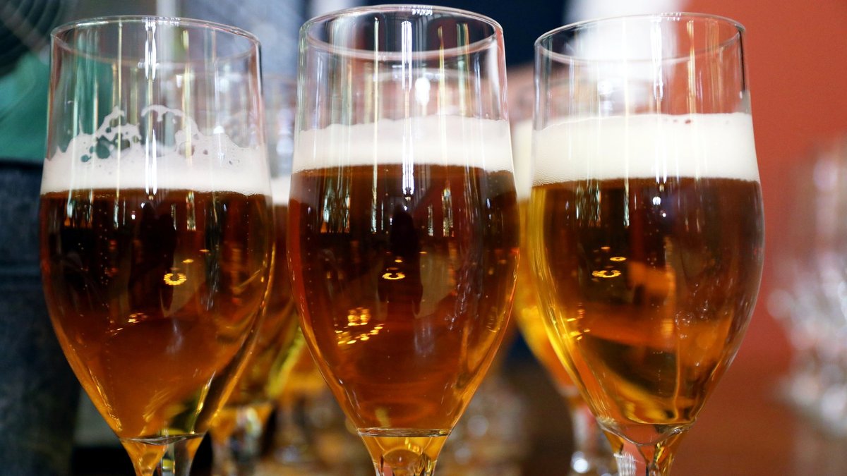 Latvijas alus ražošanas nozarē lejupslīde