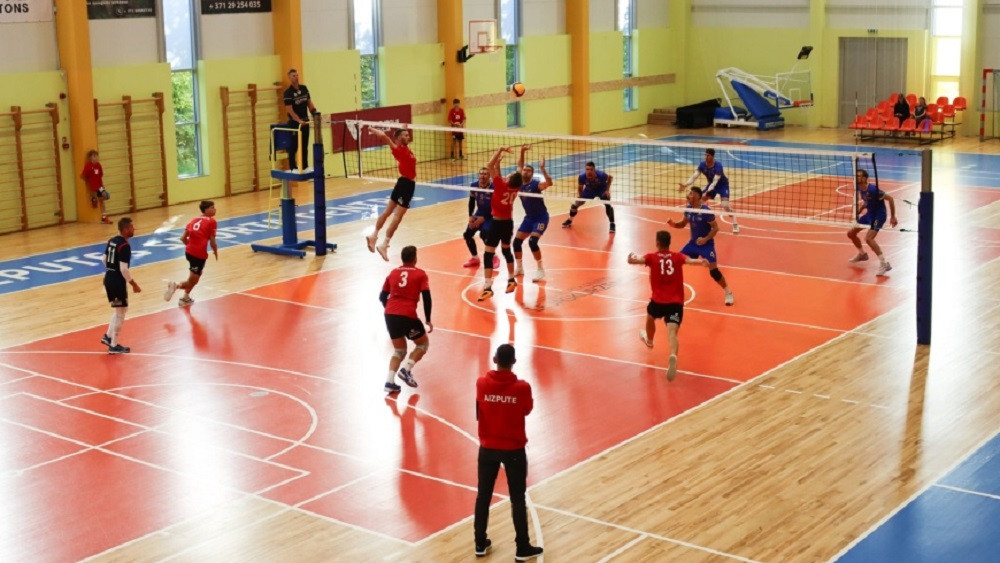 "Cewood" Latvijas kauss volejbolā vīriešiem sācies ar ventspilnieku uzvaru ļoti spraigā 5 setu cīņā – Volejbols – Sportacentrs.com