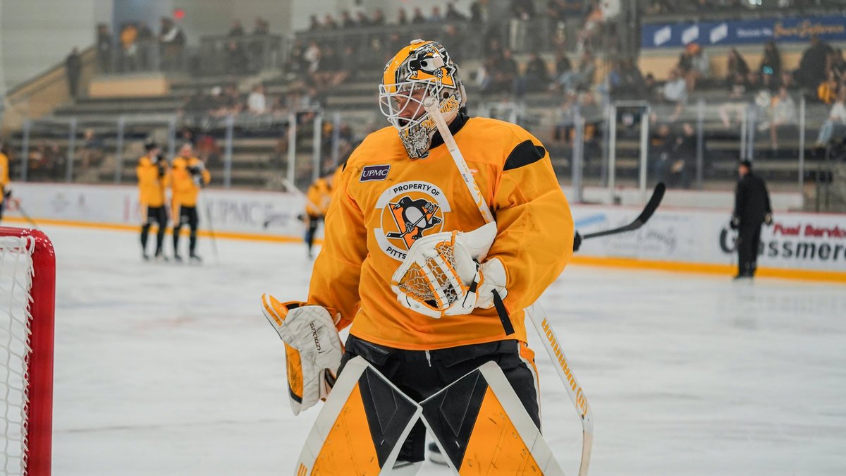 Šilovs izpelnās Pitsburgas "Penguins" uzticību un sargās vārtus NHL sezonas atklāšanas mačā
