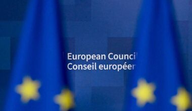 Brisele brīdina: ja neizmantosim Krievijas aktīvus, Ukrainas rēķinus nāksies segt pašiem