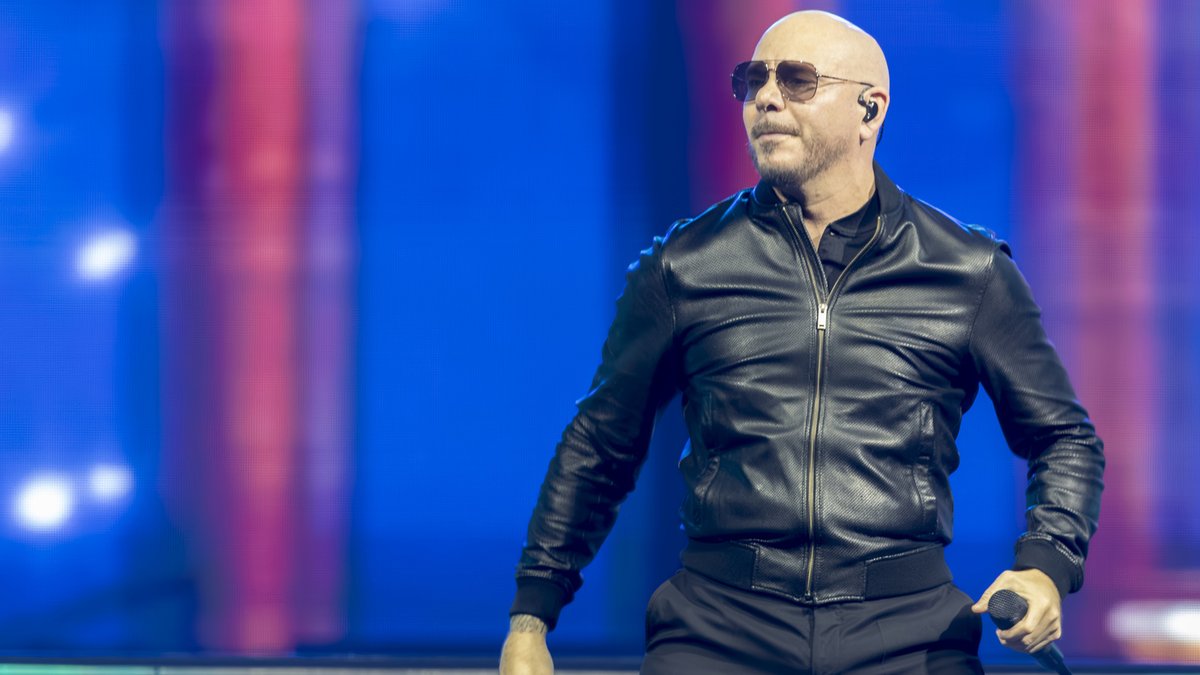 Pieprasījums pēc Pitbull biļetēm pārslogojis tirdzniecības sistēmu pieckārt vairāk nekā ikdienā