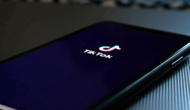 Eiropas Komisija konstatējusi pārkāpumus Tiktok, Facebook un Instagram