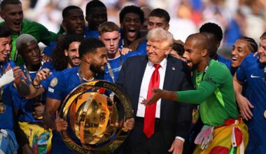 "Mēs pieņemam lēmumus!" – FIFA stingri iestājas pret Trampa draudiem Pasaules kausa rīkotājpilsētām