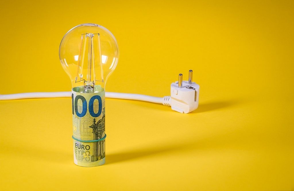 Visā Eiropā elektroenerģijas tirgus pāries uz 15 minūšu tirdzniecību :: Dienas Bizness