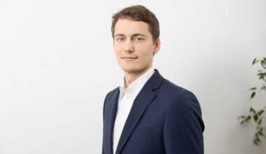 Pensiju indeksācijai ir paradoksāls efekts uz lielo algu saņēmējiem :: Dienas Bizness