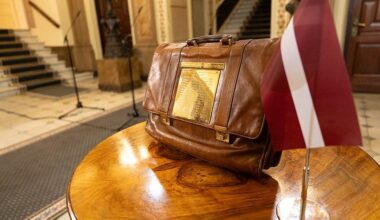 Saeima sāks darbu pie nākamā gada budžeta :: Dienas Bizness