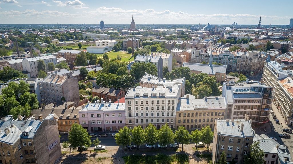 Mājokļu tirgus krietni atpaliek no inflācijas un noguldījumu pieauguma tempa :: Dienas Bizness