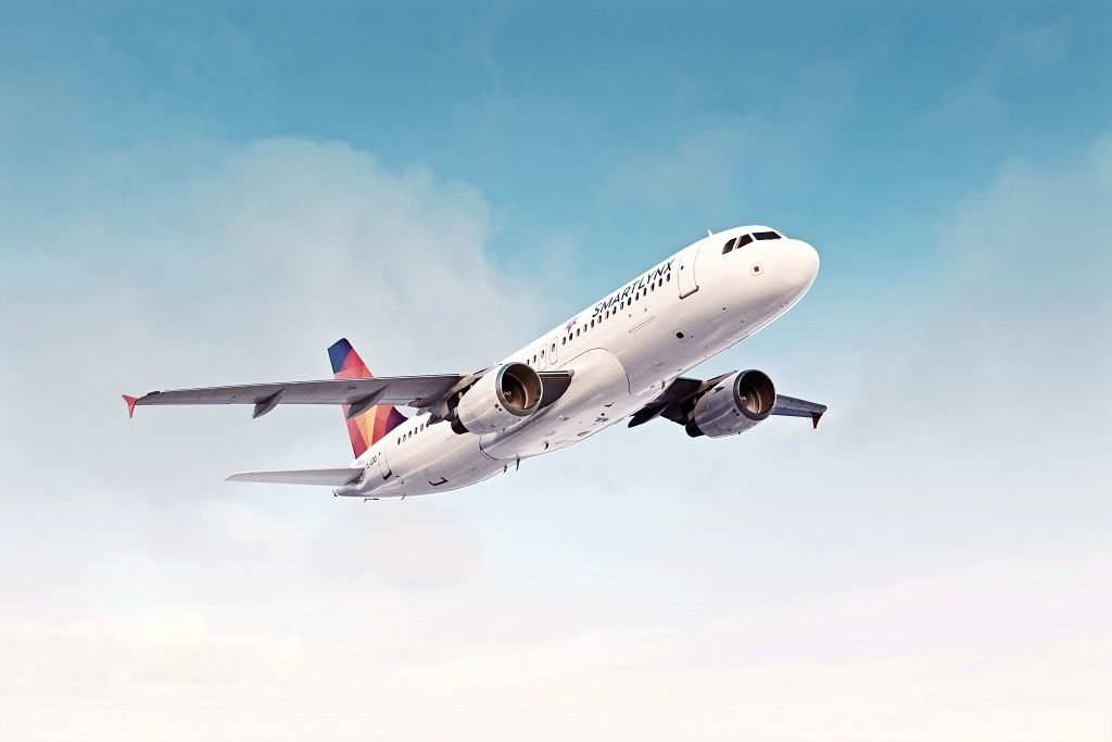 Esošā vadības komanda kopā ar investoru iegādājusies SmartLynx Airlines Latvia :: Dienas Bizness