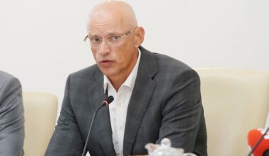 Truksnis nesaņem pielaidi darbam ar valsts noslēpumu :: Dienas Bizness