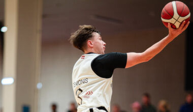 Lietuviešu mazais cinītis gāž "Liepājas" vezumu, Vecvagaram pirmais mēnesis perfekts – Basketbols – Sportacentrs.com