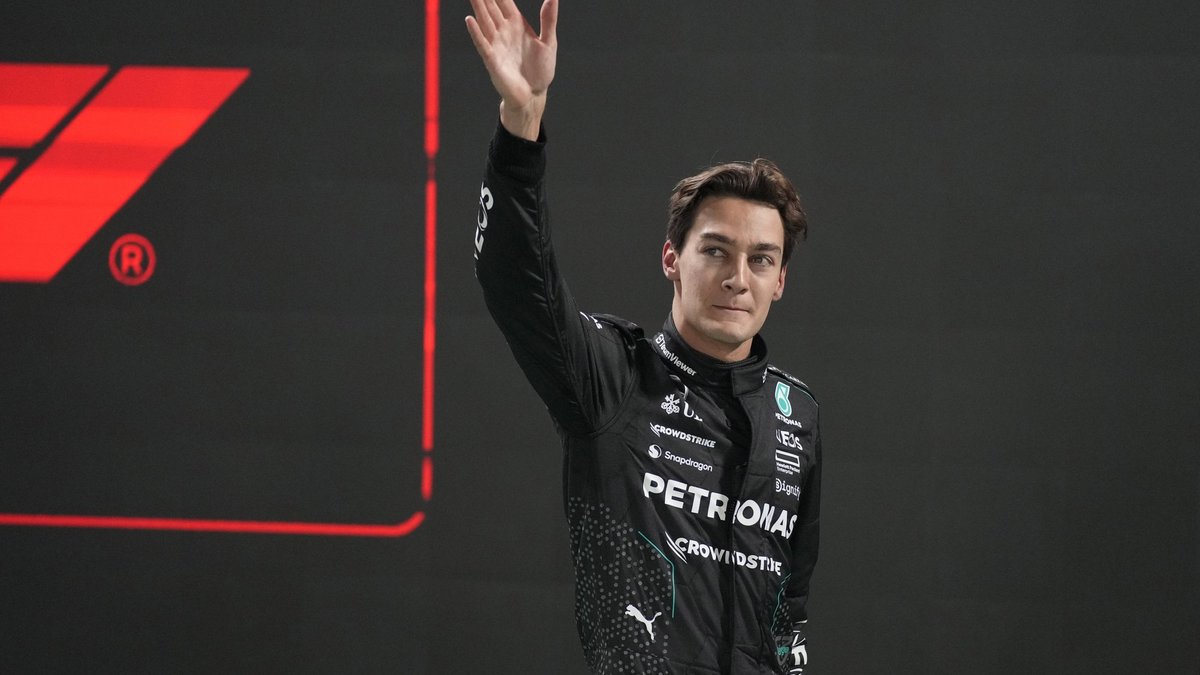 Rasels uzvar F-1 Singapūras "Grand Prix" kvalifikācijas sacensībās