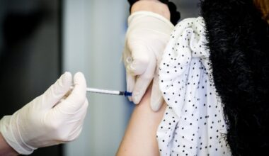 Īstais brīdis potei – speciālisti aicina vakcinēties pret gripu