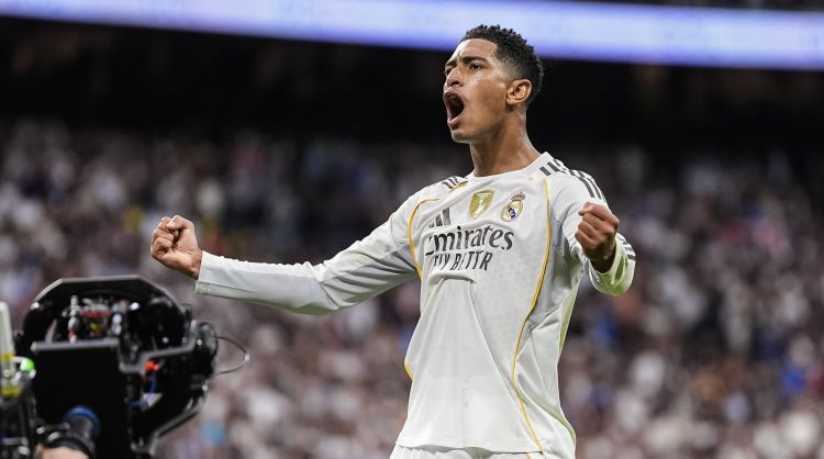 "Real Madrid" notikumiem bagātā klasikā beidzot uzvar "Barcelona" un nostiprinās vadībā – Futbols – Sportacentrs.com