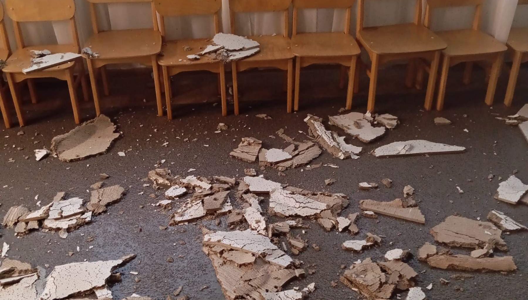 FOTO. Ogrē bērnudārza darbiniekus no rīta pārņem liels izbīlis