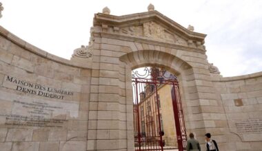 Luvras laupītāji vēl nav notverti, bet Franciju pāršalc vēl viena skaļa muzeju zādzība