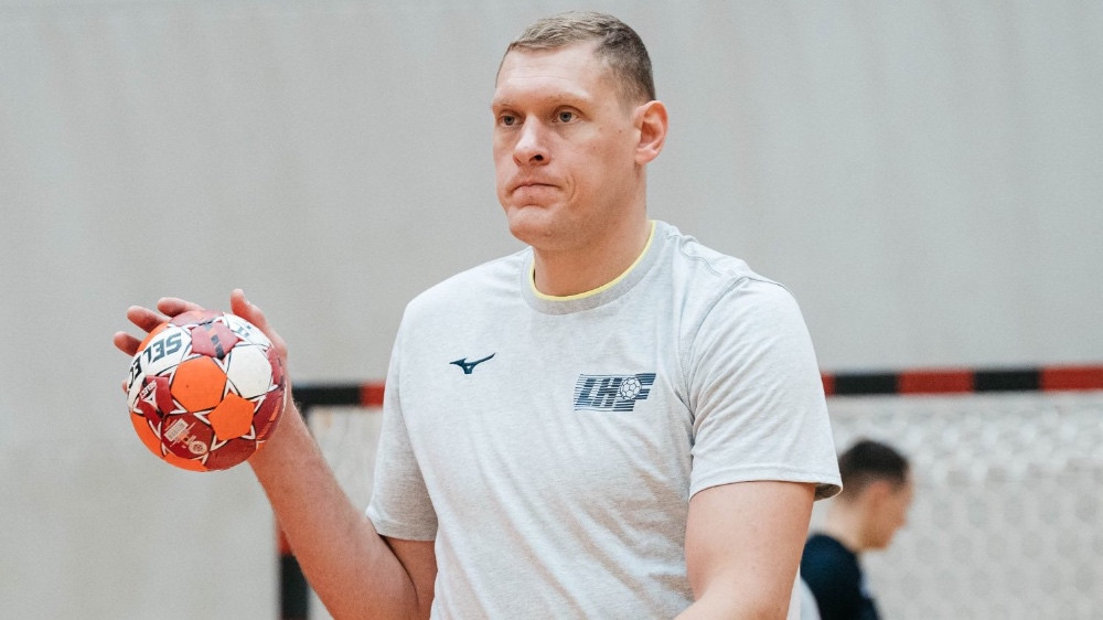 "Galvenie, protams, ir treneri. Esmu šeit, lai komandai palīdzētu" – Handbols – Sportacentrs.com