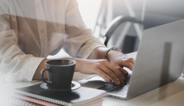 Latvijas pieaugušie ar augstāku apzinīgumu un emocionālo stabilitāti strādā produktīvāk un pelna vairāk