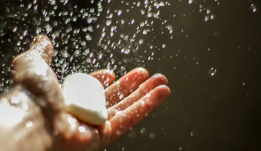 Kā 14 gadus vecais Hemans Bekele izstrādāja ziepes vēža ārstēšanai