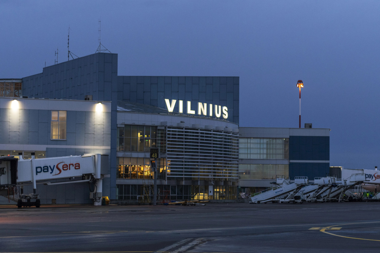 Trauksme Viļņas un Kauņas lidostā; apturēti visi lidojumi