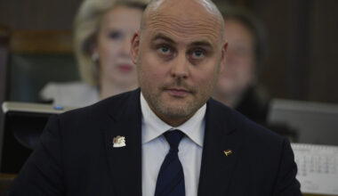 Saeimas deputāts Andris Kulbergs gūst smagu traumu, braucot ar motociklu