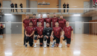 Latvijas kausā volejbolā astotdaļfinālā Aizputei pārliecinoša uzvara – Volejbols – Sportacentrs.com