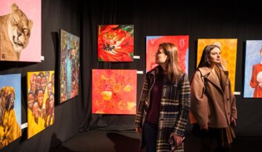 Cenas līdz pat 18 tūkstošiem eiro. Mākslas galerijā "Artists Runway" Ķīpsalā pārdoti vairāki darbi